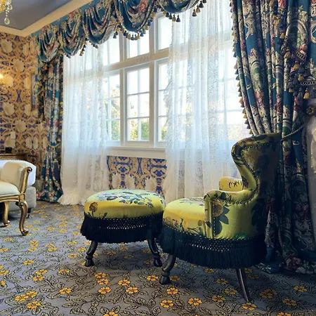 Prince'S Gate Hotel-3